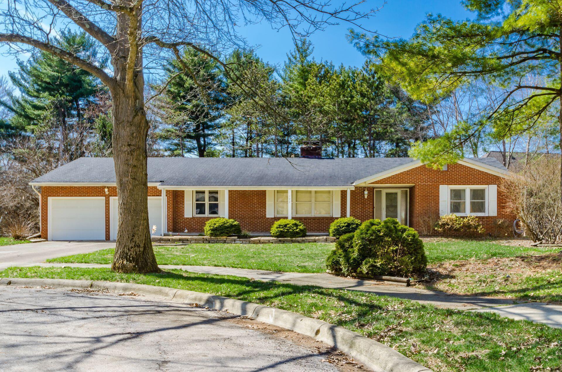 Property Photo:  127 Patti Court  OH 43081 