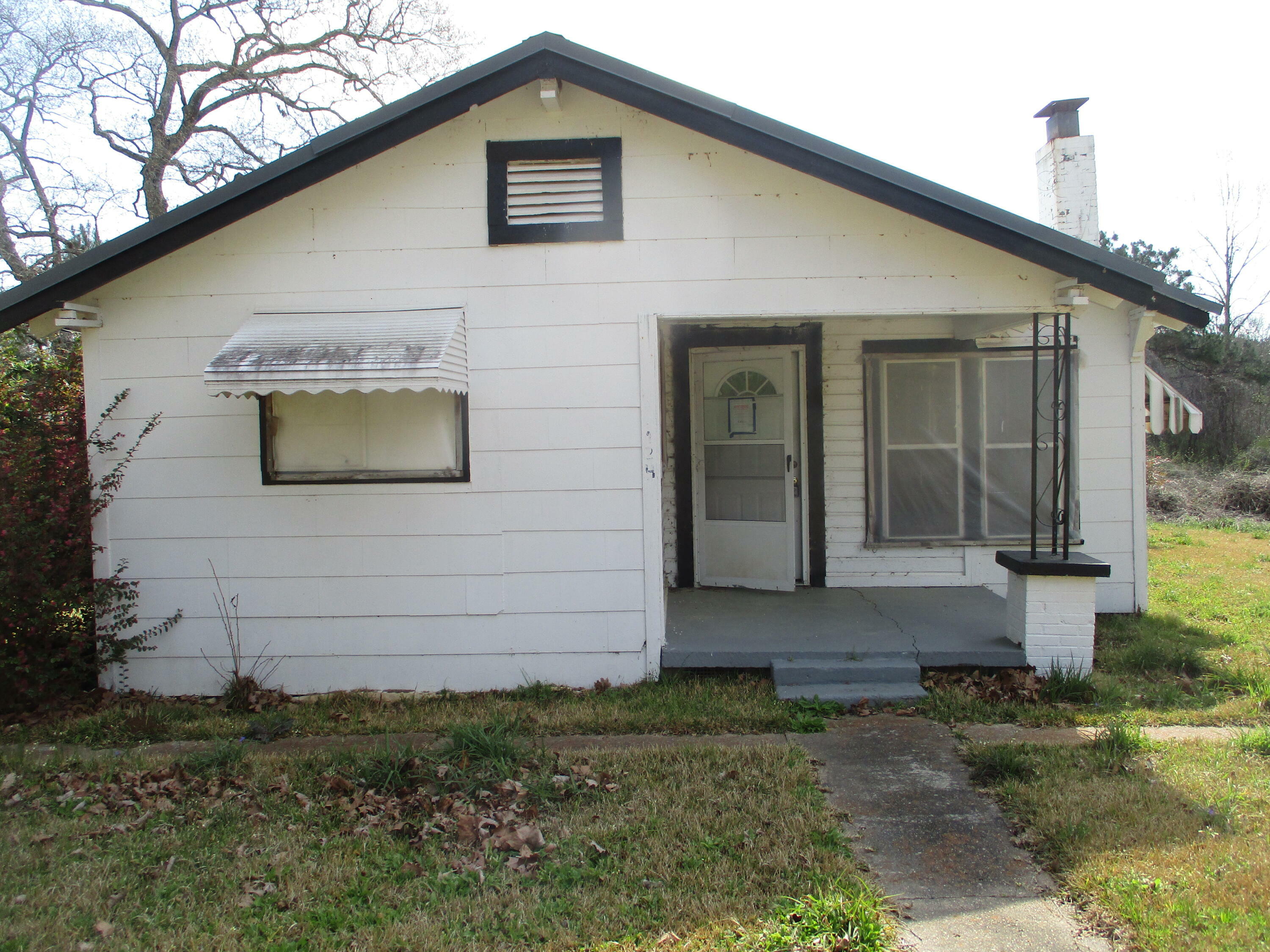 Property Photo:  124 Candy Ln.  MS 39427 