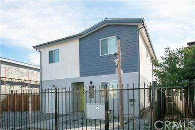 Property Photo:  616 W 85th Street 1/2  CA 90044 