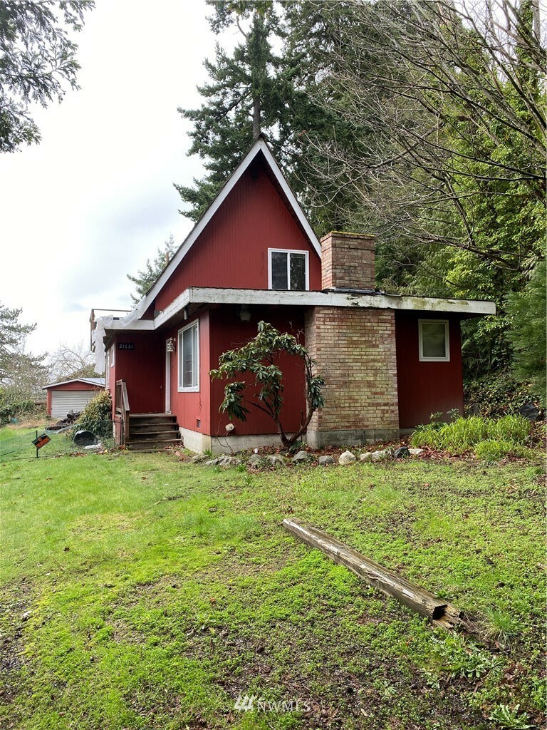 Property Photo:  21621 3rd Avenue S  WA 98198 