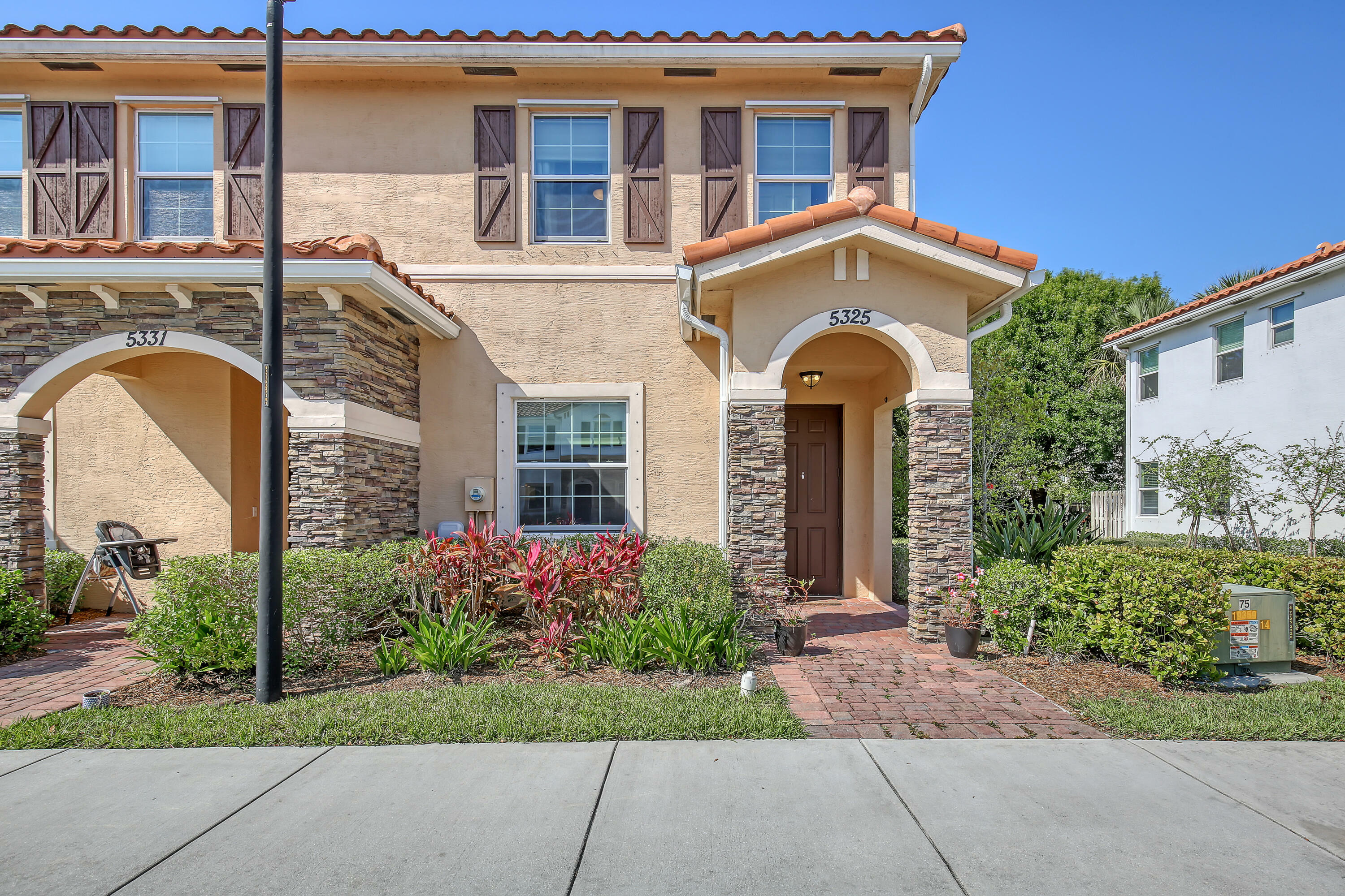 Property Photo: 5325 Ellery Terrace FL 33417