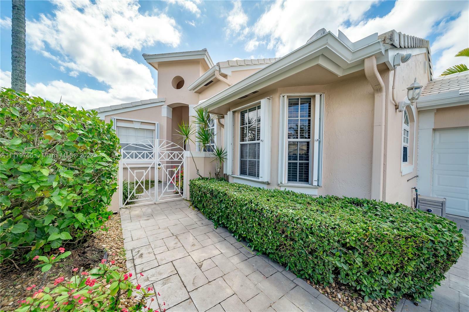 Property Photo:  15230 S Wilshire Cir S  FL 33027 