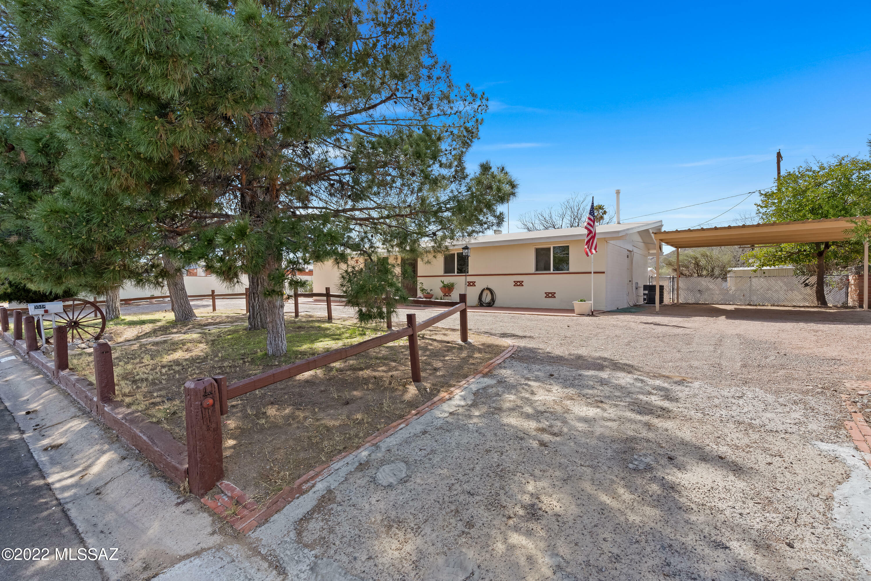 Property Photo:  5548 S Meadowlark Avenue  AZ 85746 