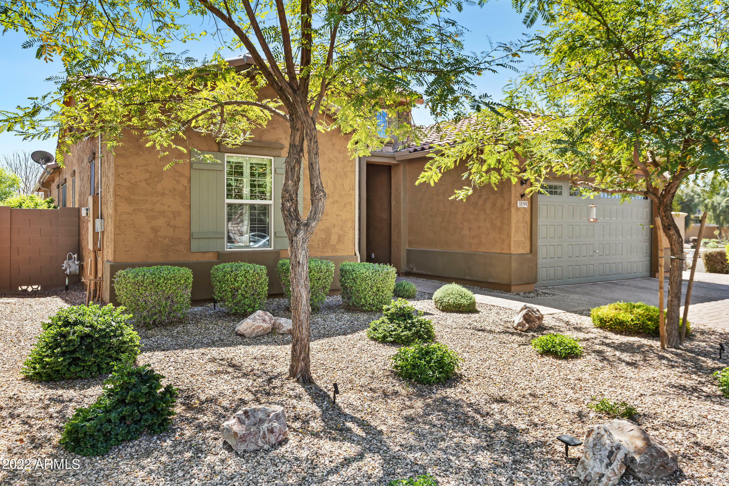 Property Photo:  3191 E Beechnut Place  AZ 85249 