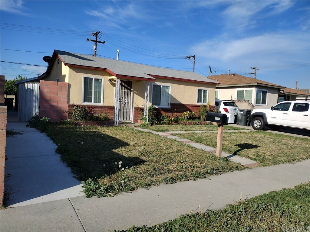 Property Photo: 12145 186th St CA 90701