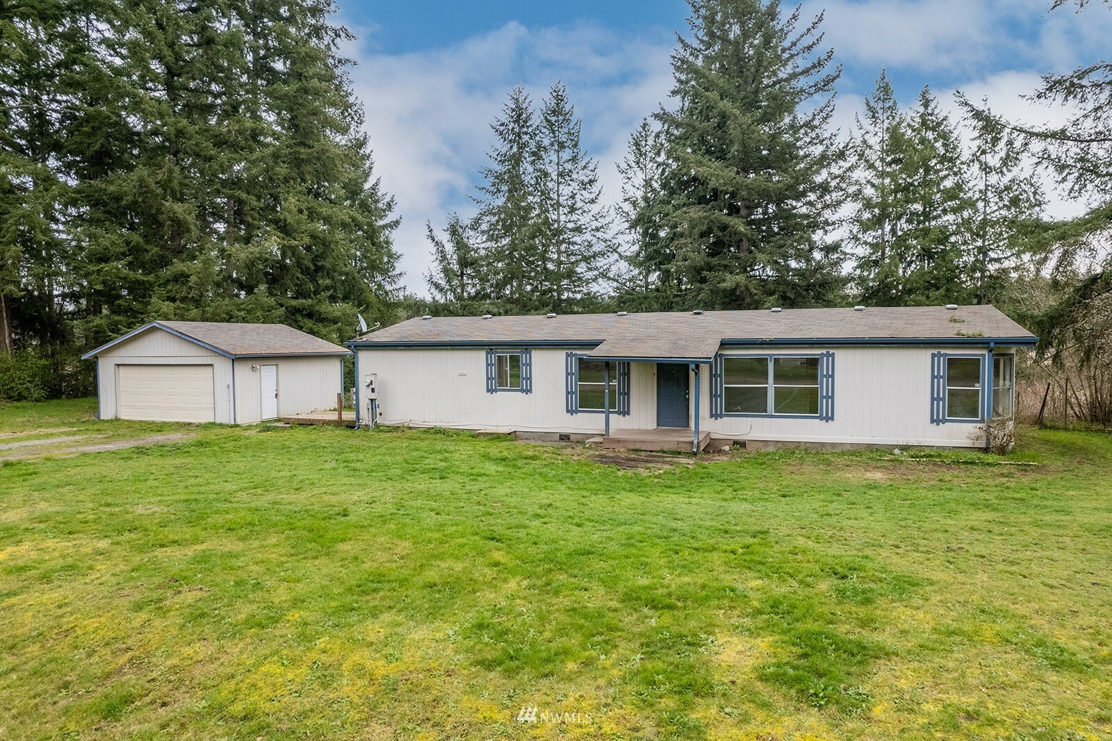 Property Photo:  32205 71st Avenue S  WA 98580 