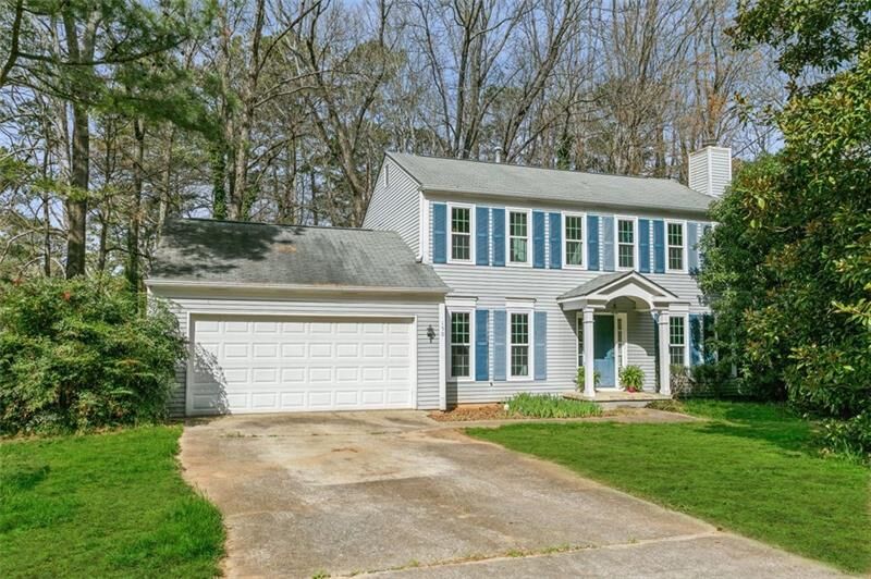 Property Photo: 150 Barrington Drive E GA 30076