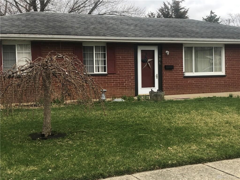 Property Photo:  486 Mayfield Court  OH 45373 