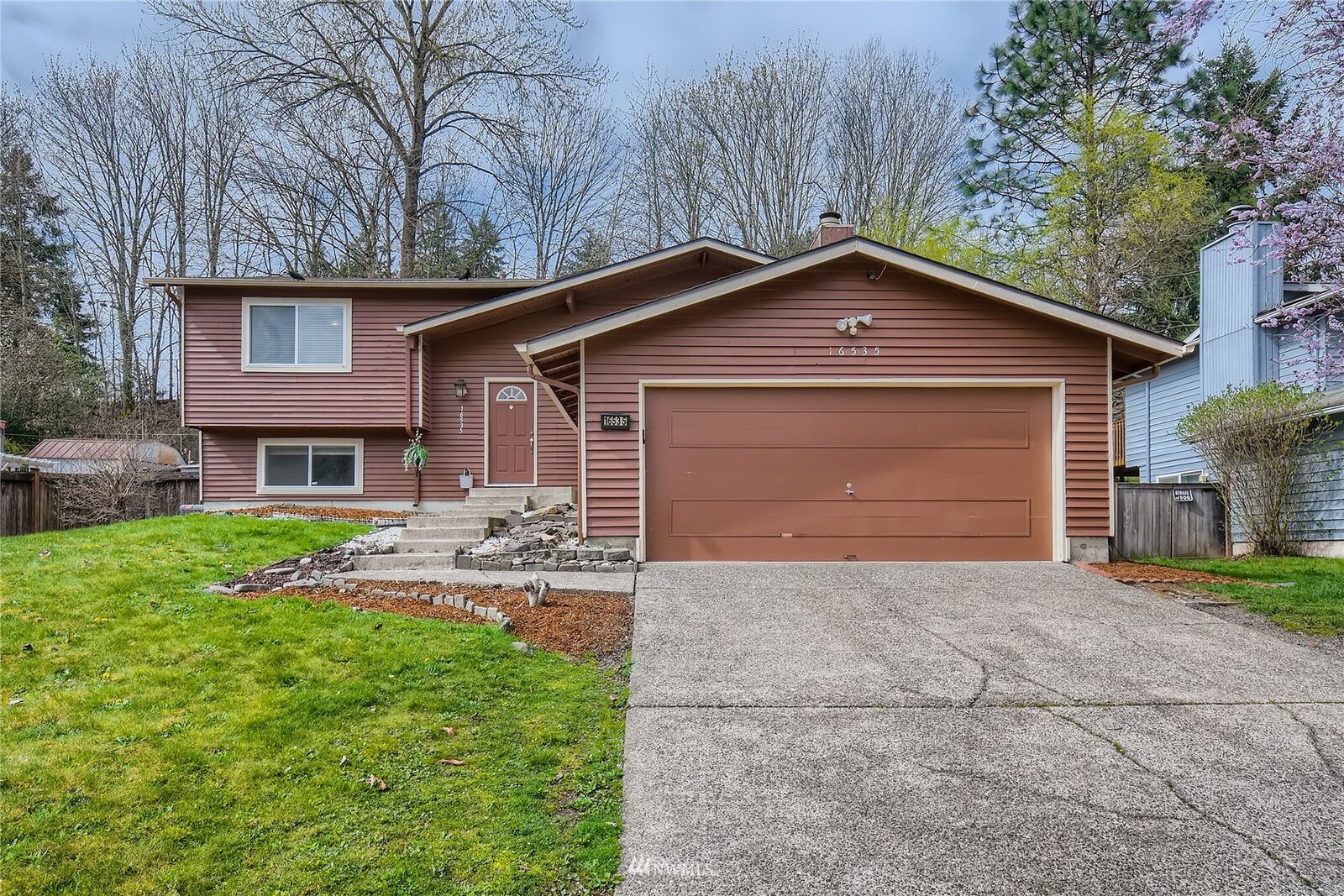 Property Photo:  16535 132nd Place SE  WA 98058 