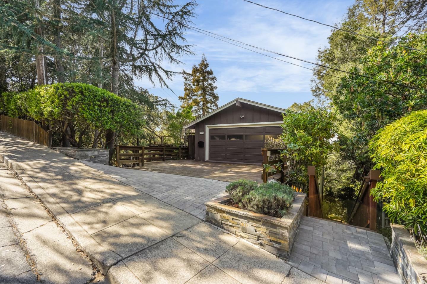 770 La Mesa Drive  Portola Valley CA 94028 photo