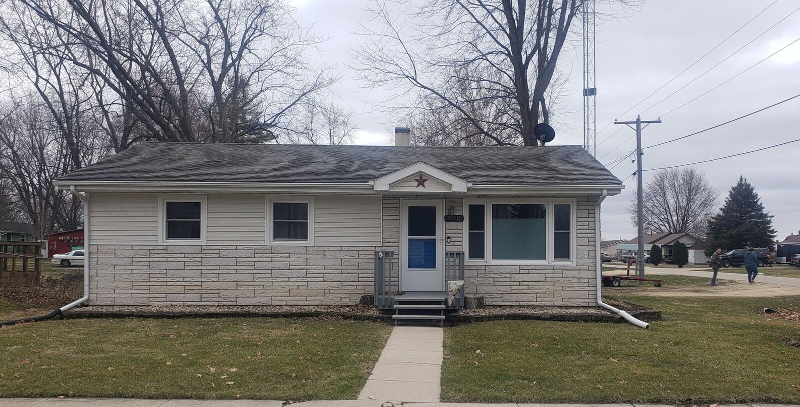 Property Photo:  512 Prospect Avenue  IL 60146 