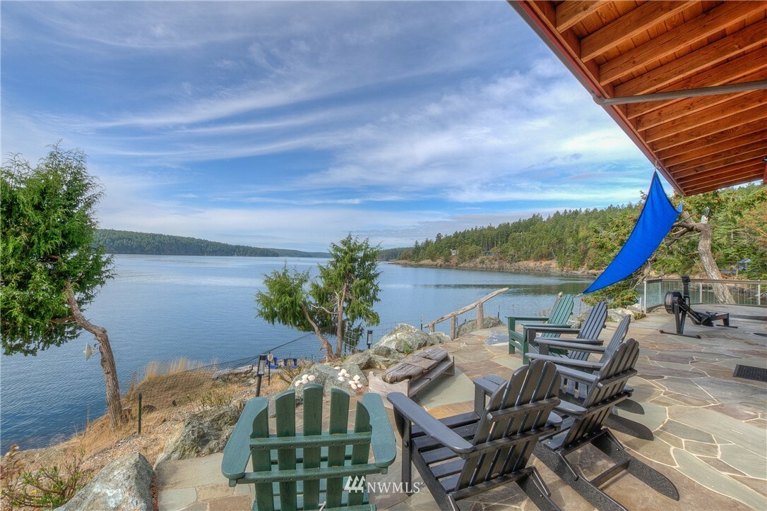 Property Photo:  1392 Foster Point Road  WA 98280 