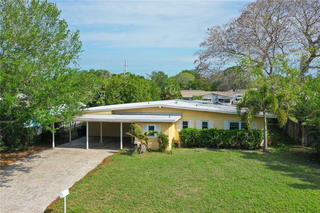 Property Photo:  6312 2nd Avenue W  FL 34209 