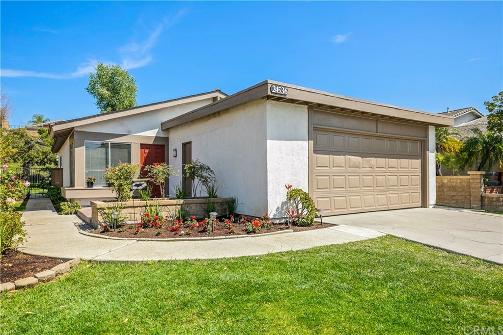 Property Photo: 24536 Sadaba CA 92692