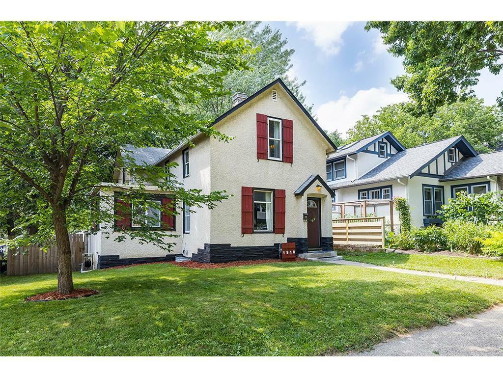 Property Photo:  1918 Hayes Street NE  MN 55418 