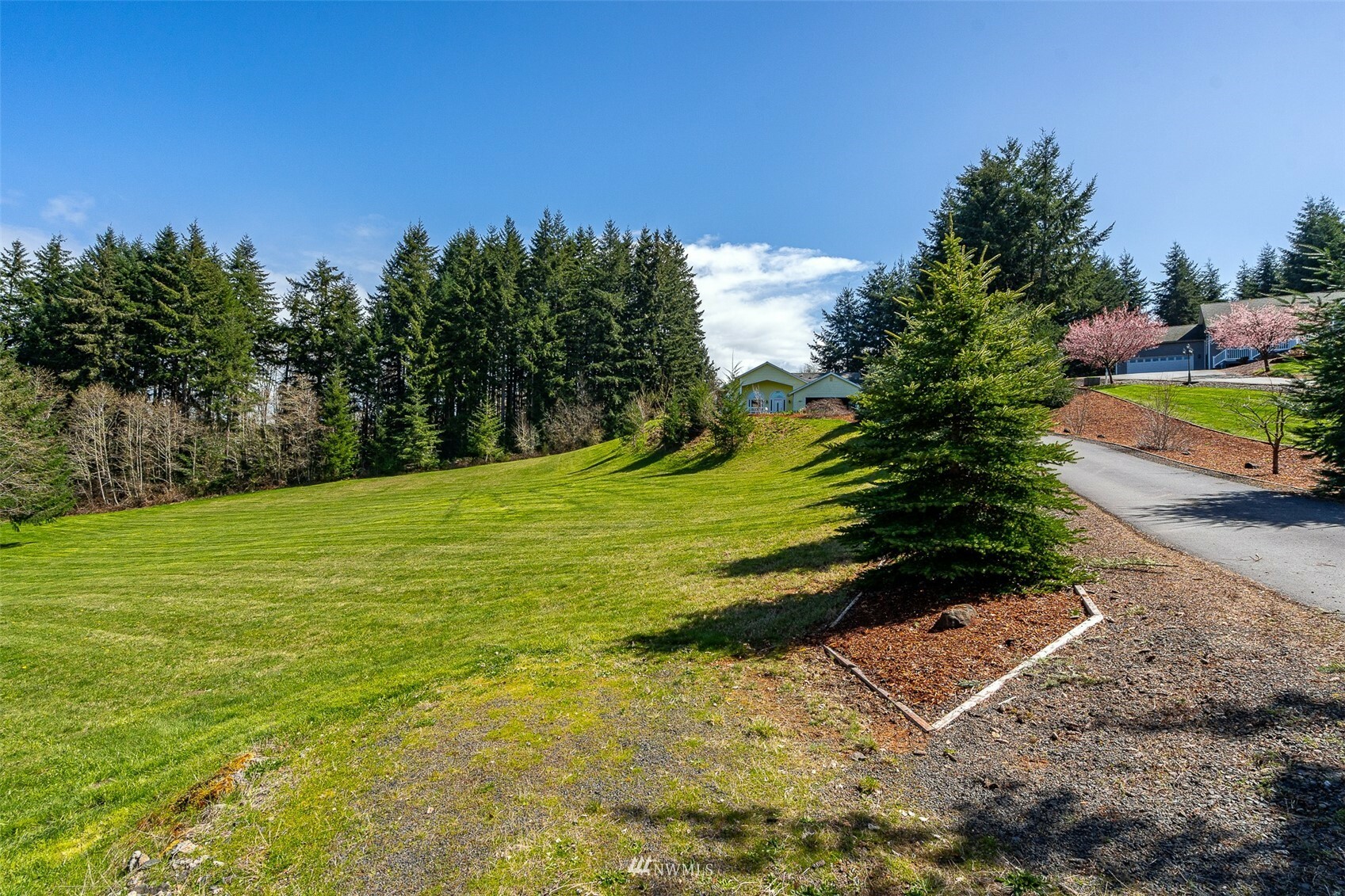 Property Photo:  144 Eastview Drive  WA 98532 