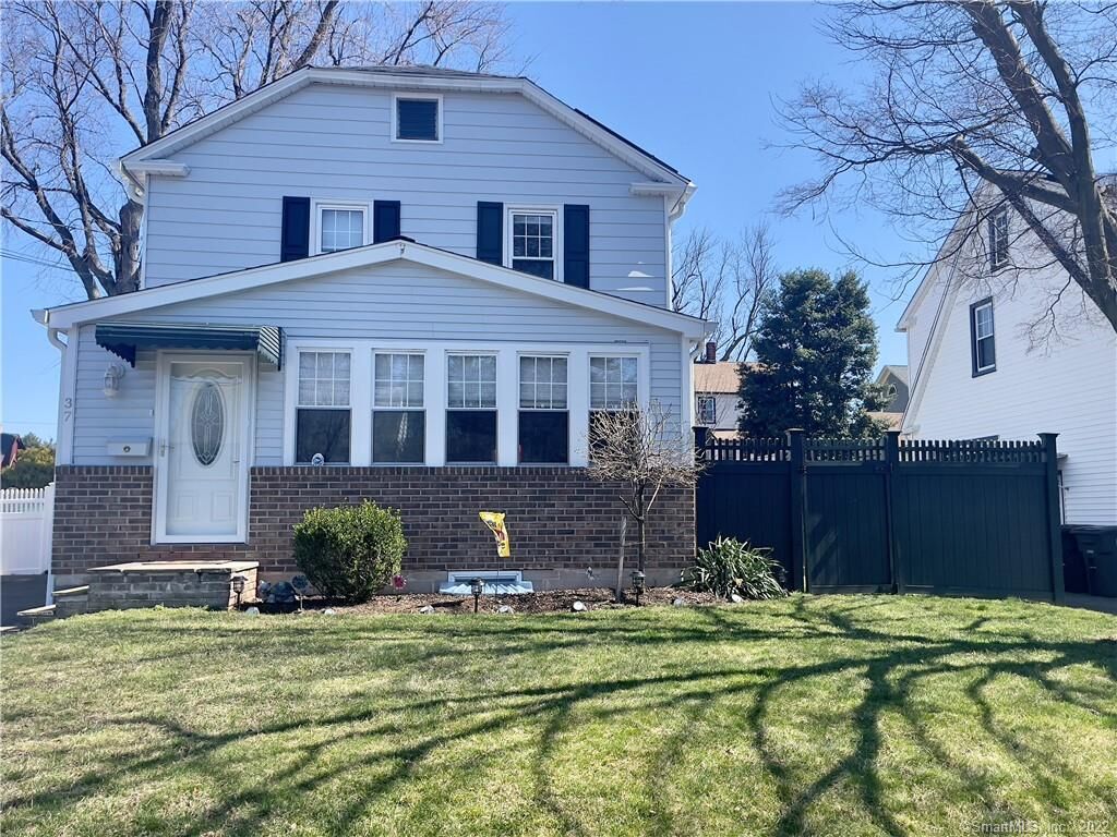 Property Photo: 37 Bilyard Street CT 06461
