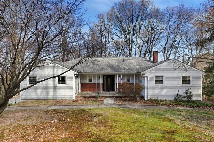 12 Di Rubbo Drive  Cortlandt Manor NY 10567 photo