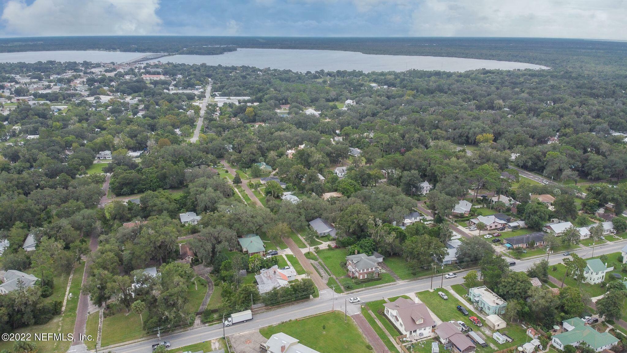 Property Photo:  2103 Kirby Street  FL 32177 