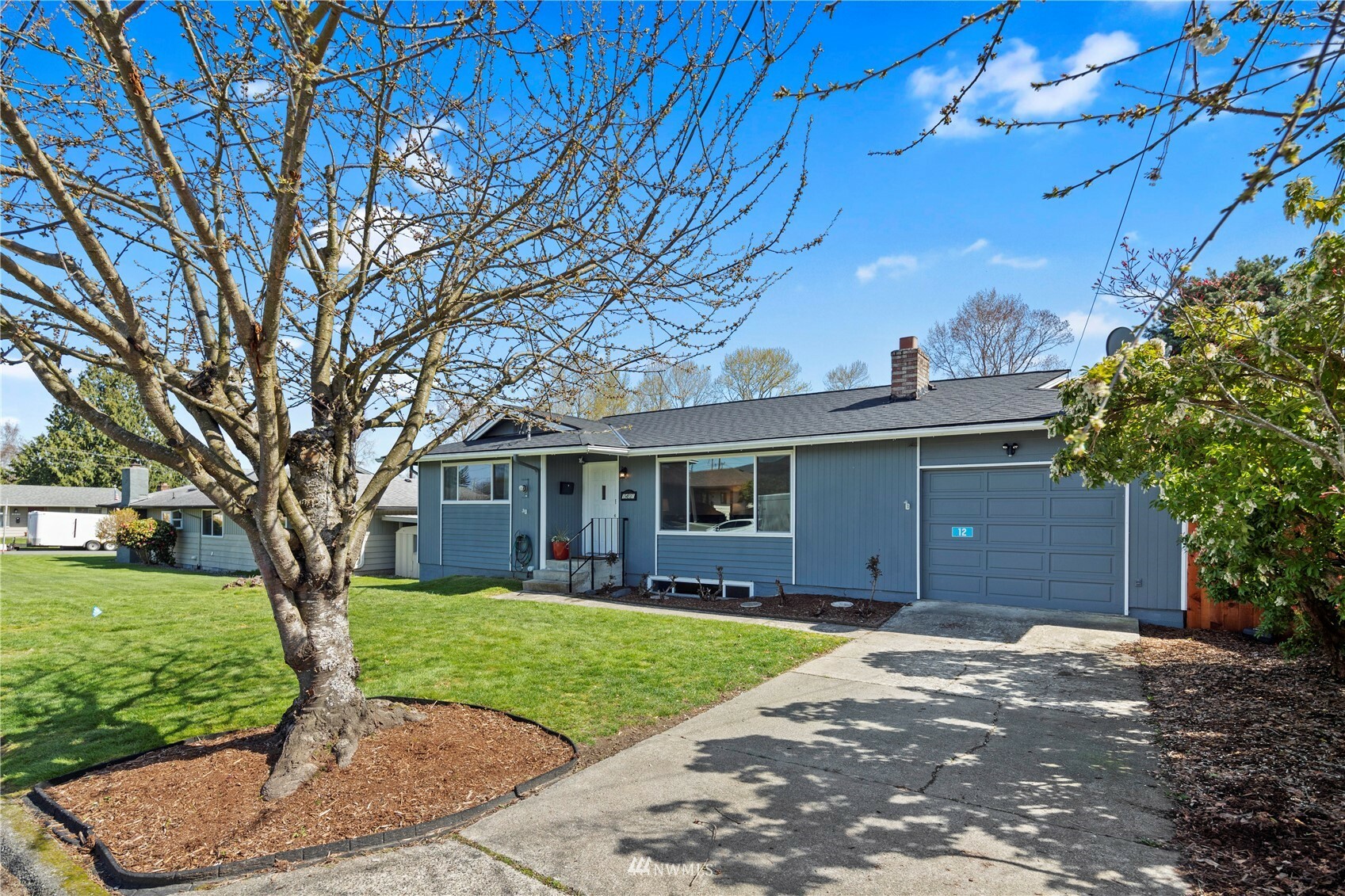 Property Photo: 1401 Rainier Avenue WA 98201