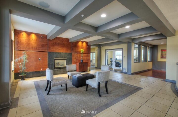 Property Photo: 225 Logan Avenue S 141 WA 98057