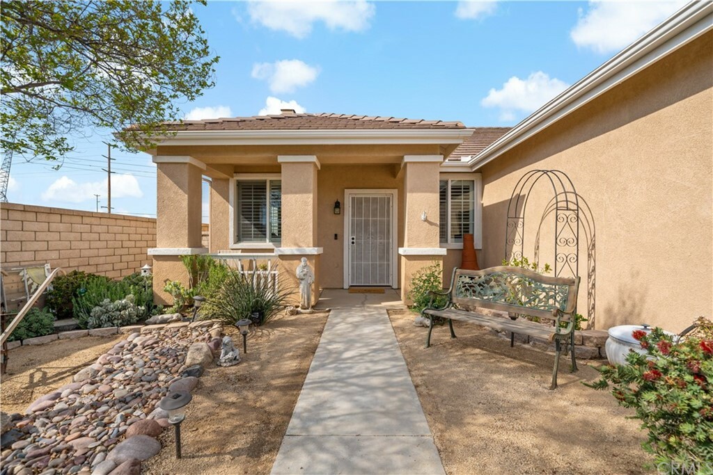 Property Photo:  26410 Starr Drive  CA 92585 