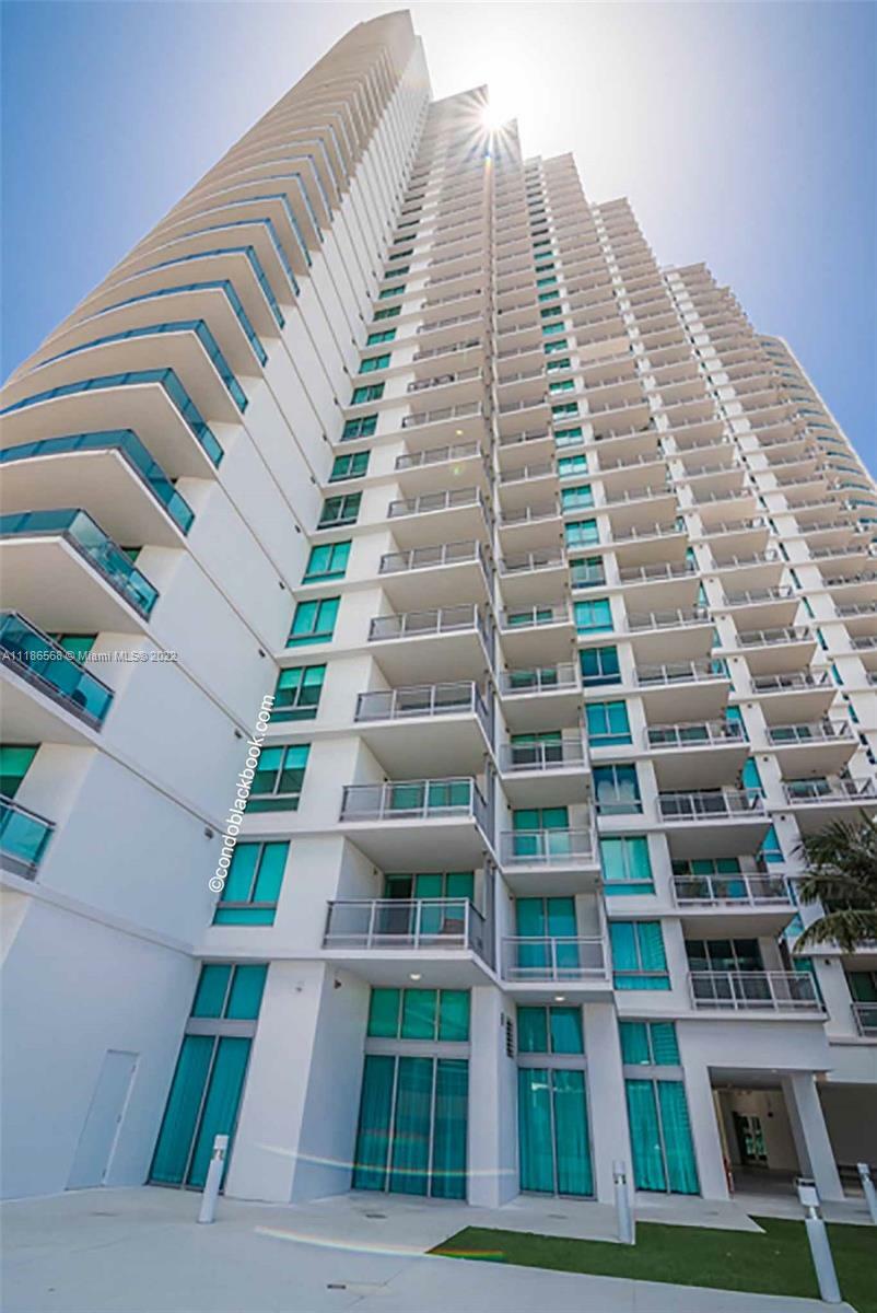 Property Photo:  350 S Miami Ave 3605  FL 33130 