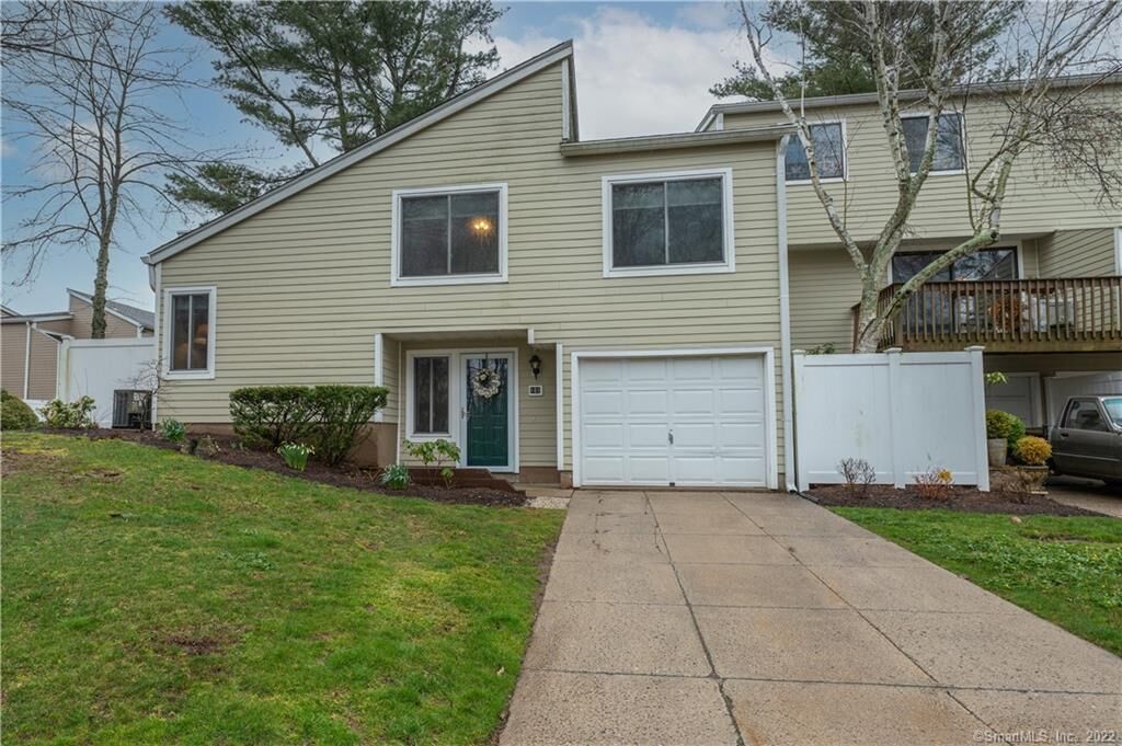 Property Photo:  181 Peddlars Drive 181  CT 06405 