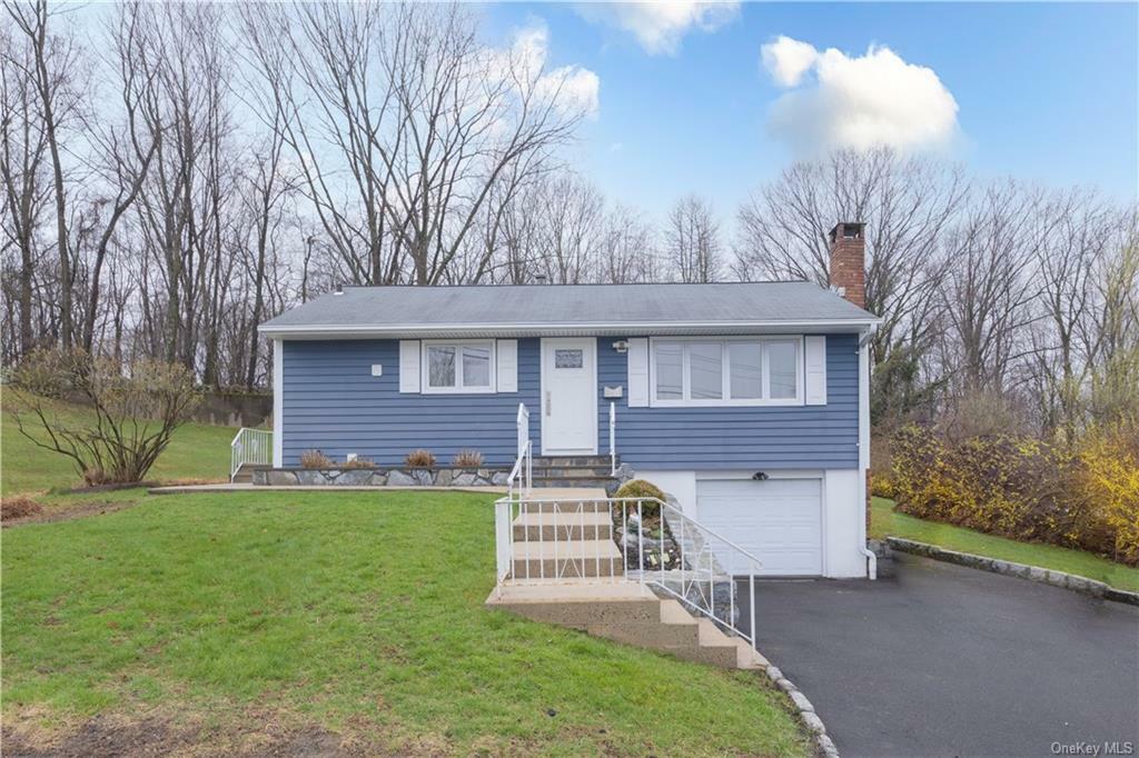 102 Capt Shankey Drive  West Haverstraw NY 10923 photo