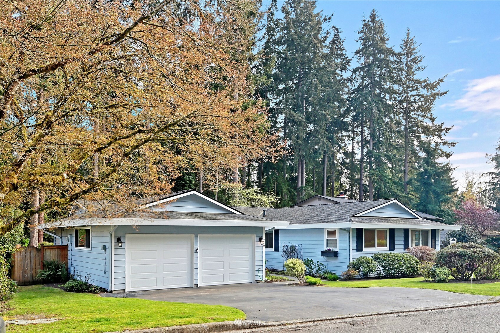 Property Photo:  7421 NE 118th Place  WA 98034 