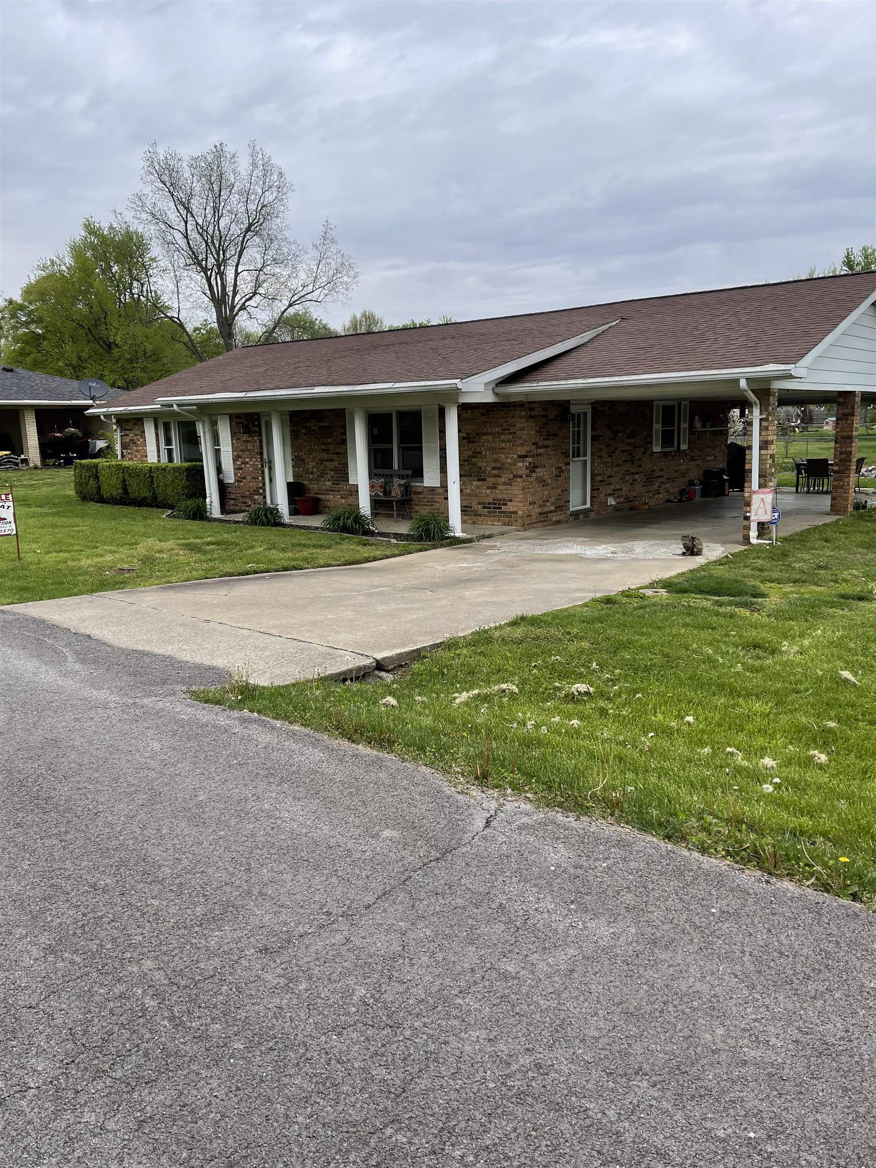 Property Photo:  125 W Mary Anne  KY 42462 