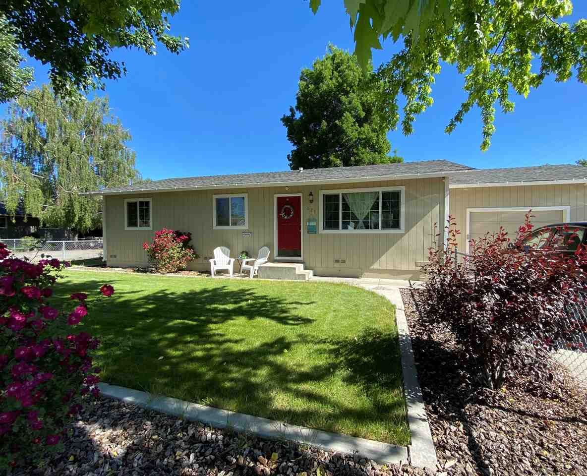 Property Photo: 621 5th St. CA 96038