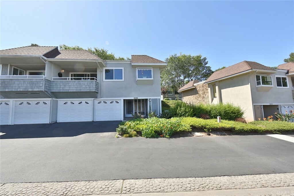 Property Photo: 22306 Caminito Mescalero 264 CA 92653