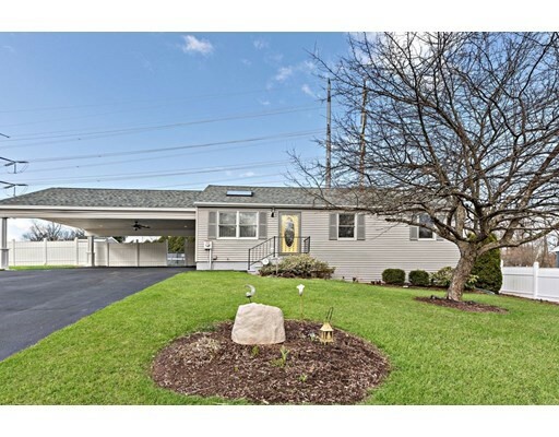 Property Photo:  18 Keith Circle  MA 01056 