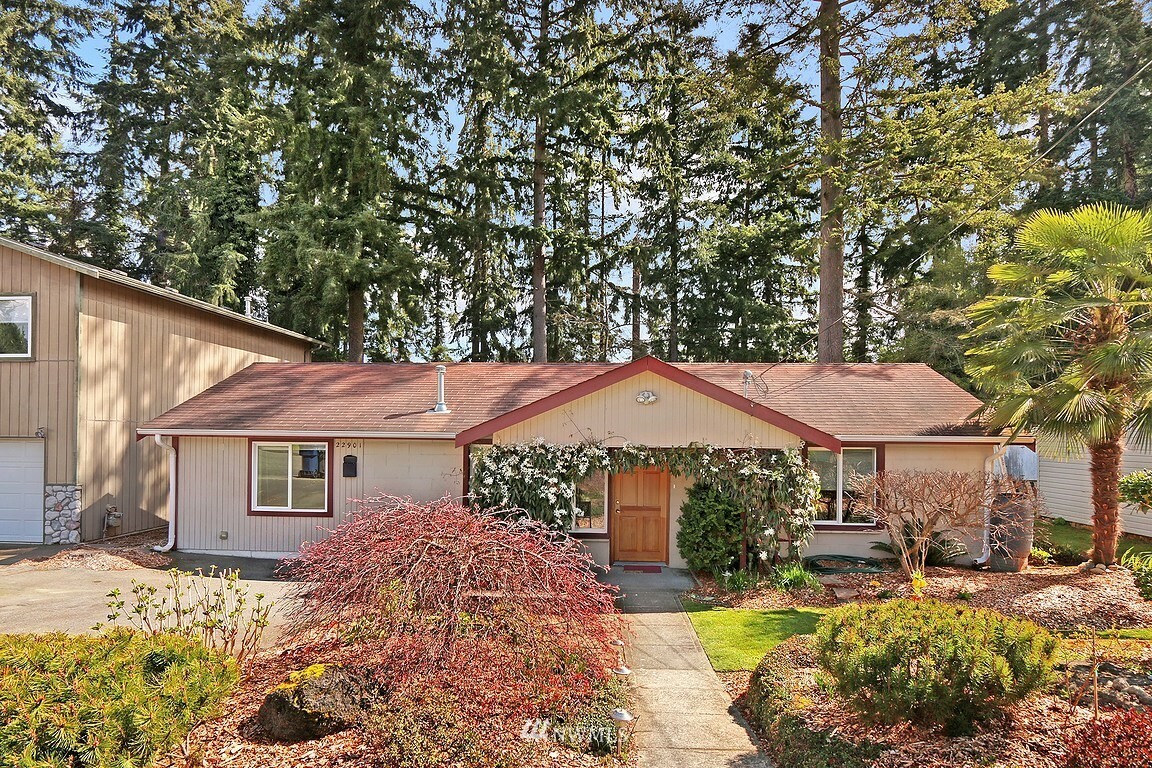 22901 53rd Avenue W  Mountlake Terrace WA 98043 photo