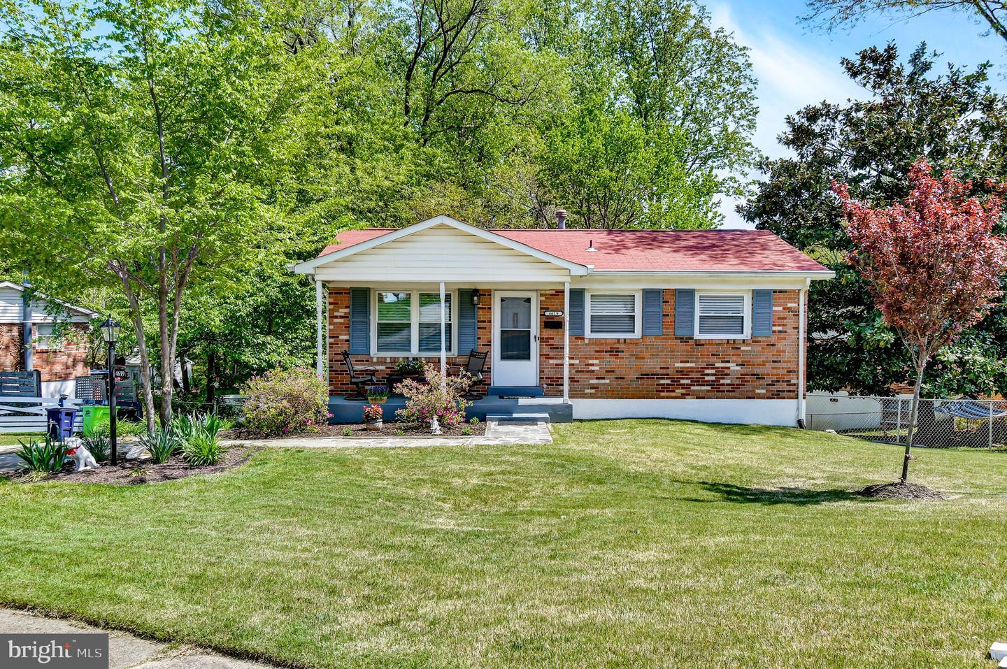 Property Photo: 4619 Eastlawn Avenue VA 22193