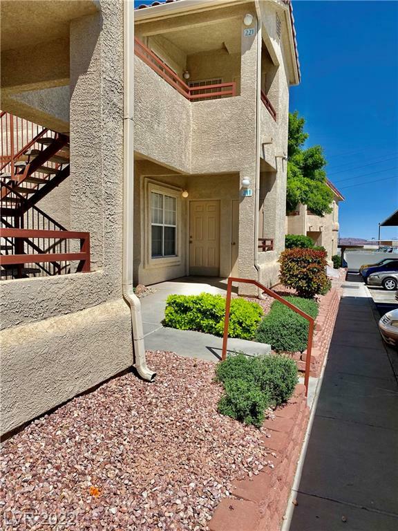 Property Photo:  520 Arrowhead Trail 211  NV 89015 