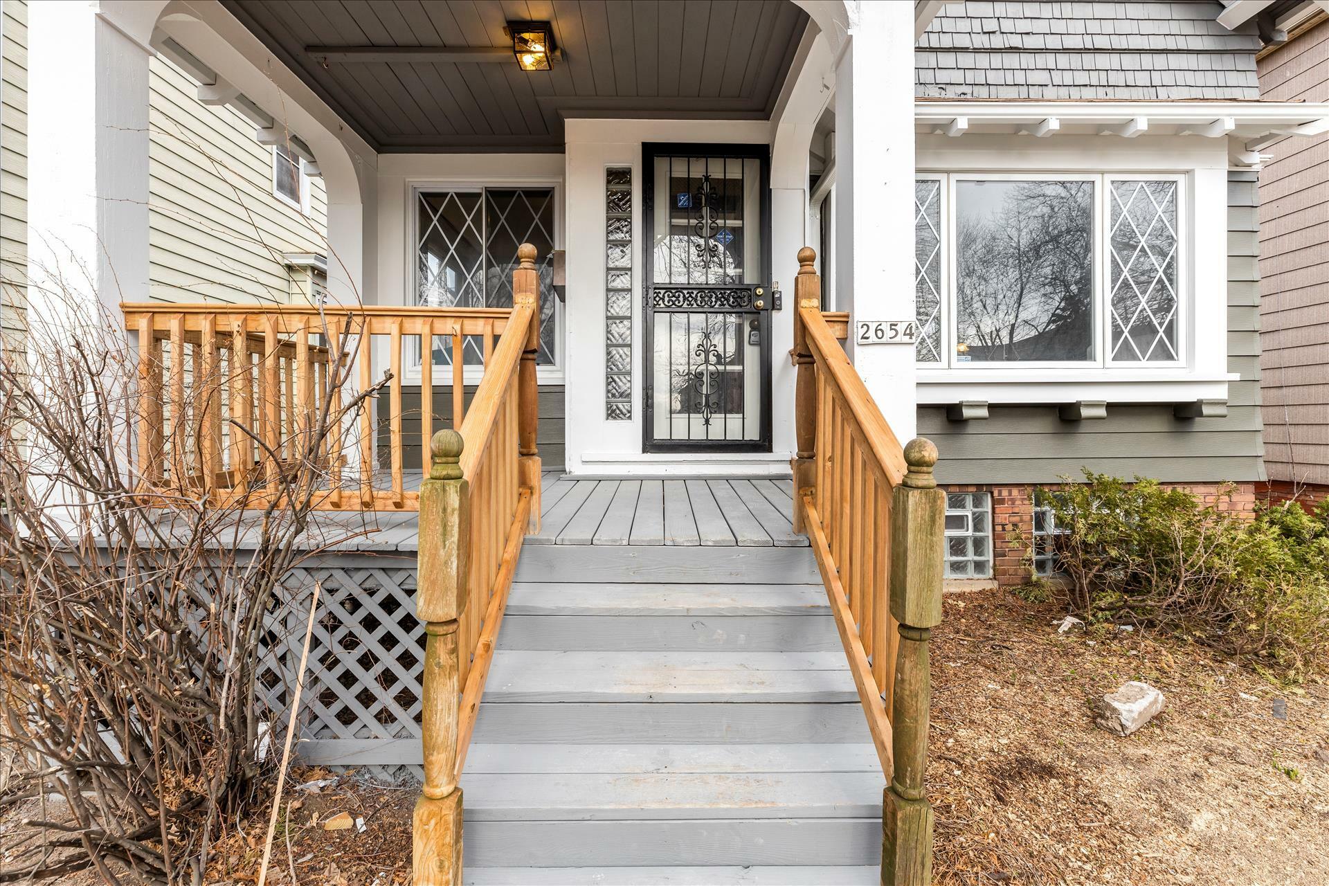 Property Photo:  2654 N Palmer St  WI 53212 