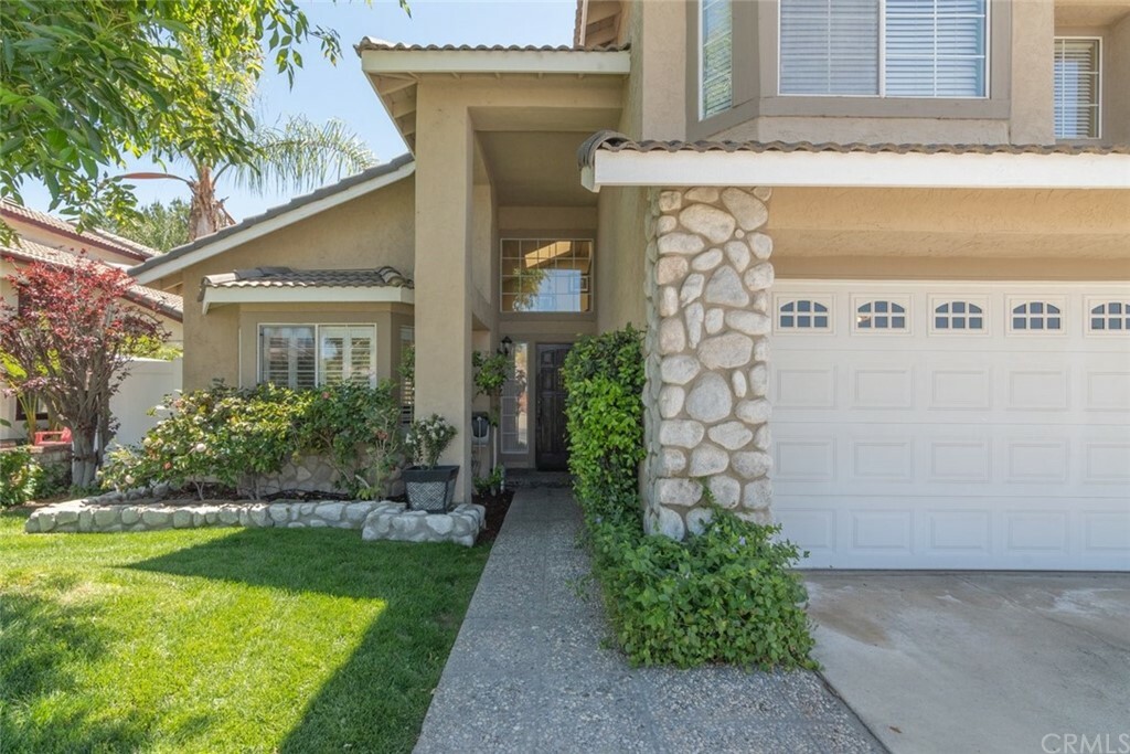 Property Photo:  39686 Cedarwood Drive  CA 92563 