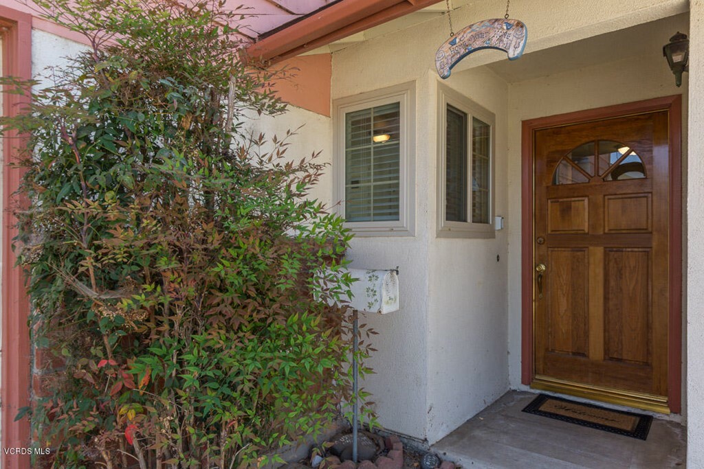 Property Photo:  2868 Berwick Street  CA 93010 