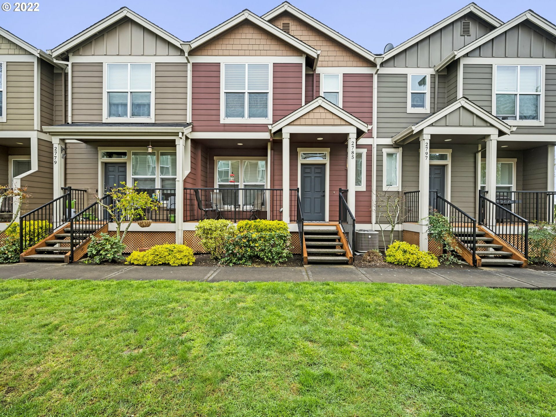 Property Photo:  2785 SE Irwin Ct  OR 97123 