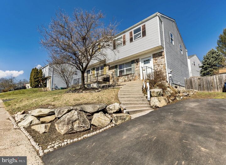 705 Holly  Stowe PA 19464 photo