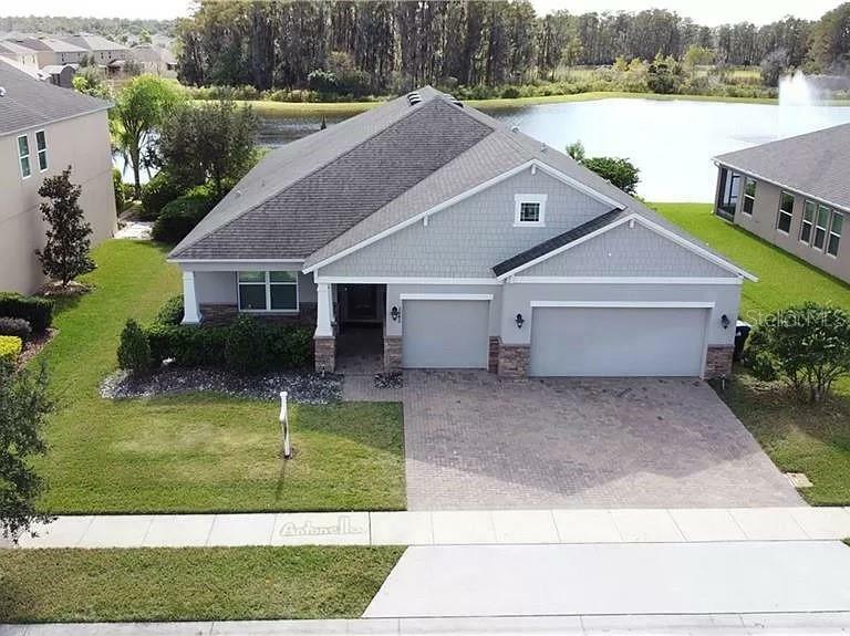 Property Photo:  3942 Parkhouse Drive  FL 32824 