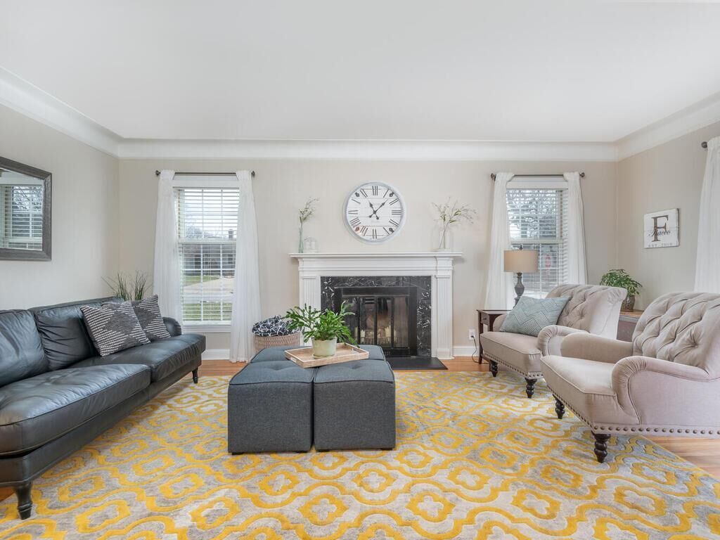 Property Photo:  3344 Glenhurst Avenue  MN 55416 