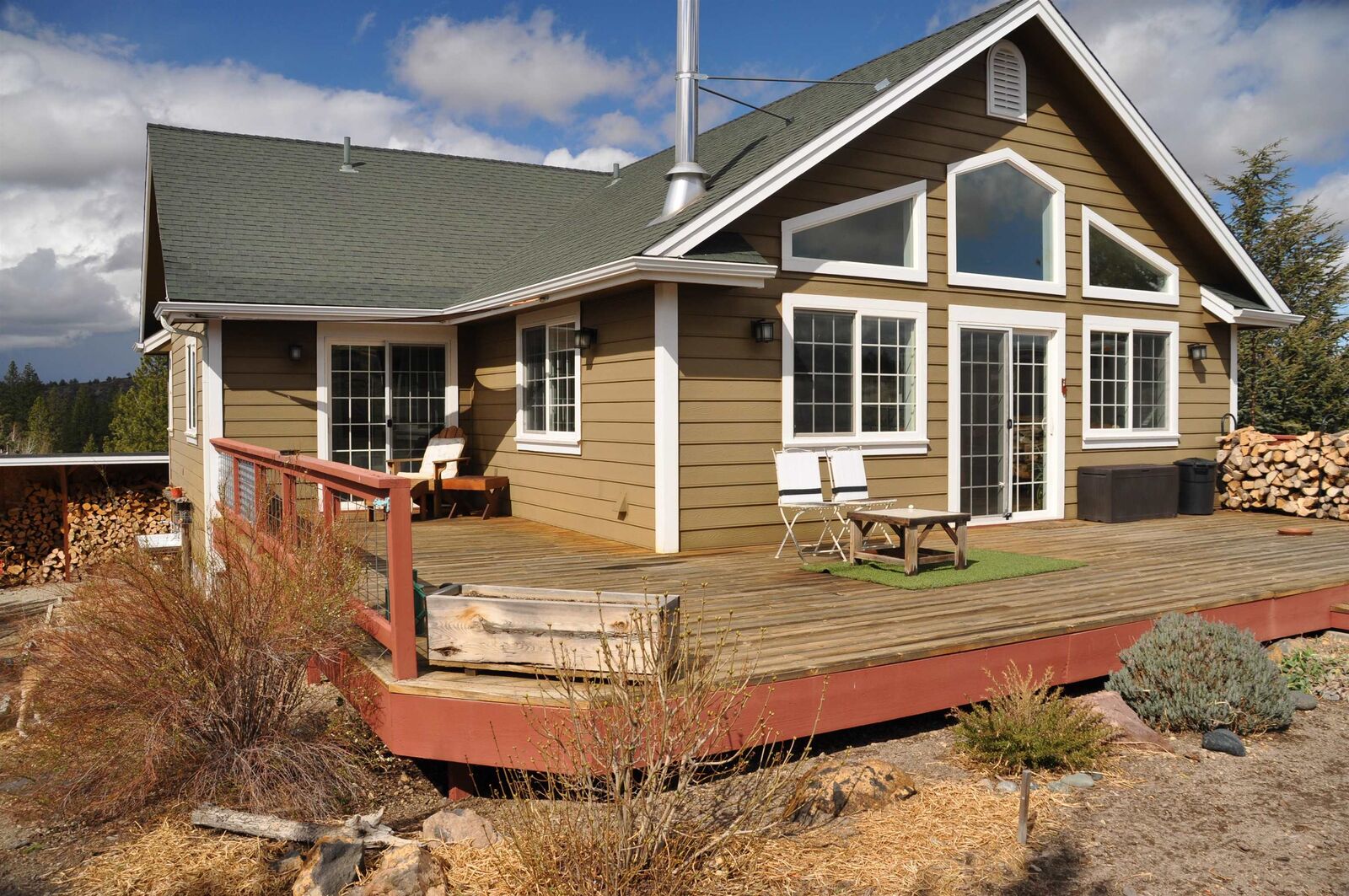 Property Photo: 17718 Cottontail Dr. CA 96094