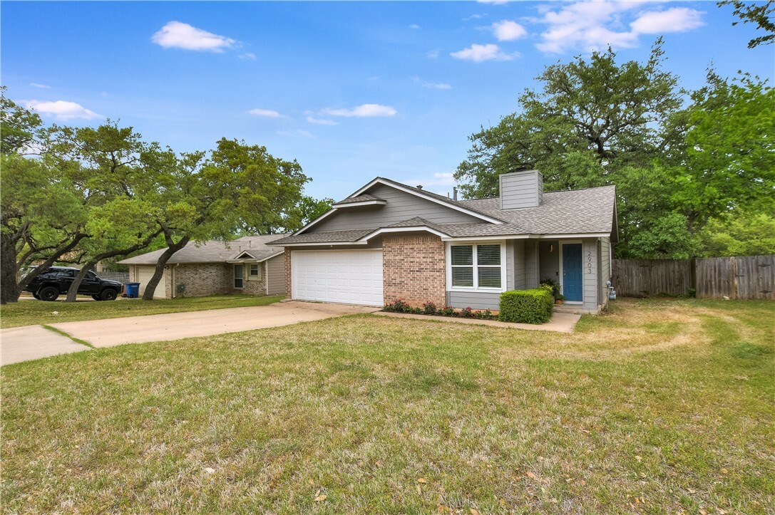 Property Photo: 12903 Garfield Lane TX 78727