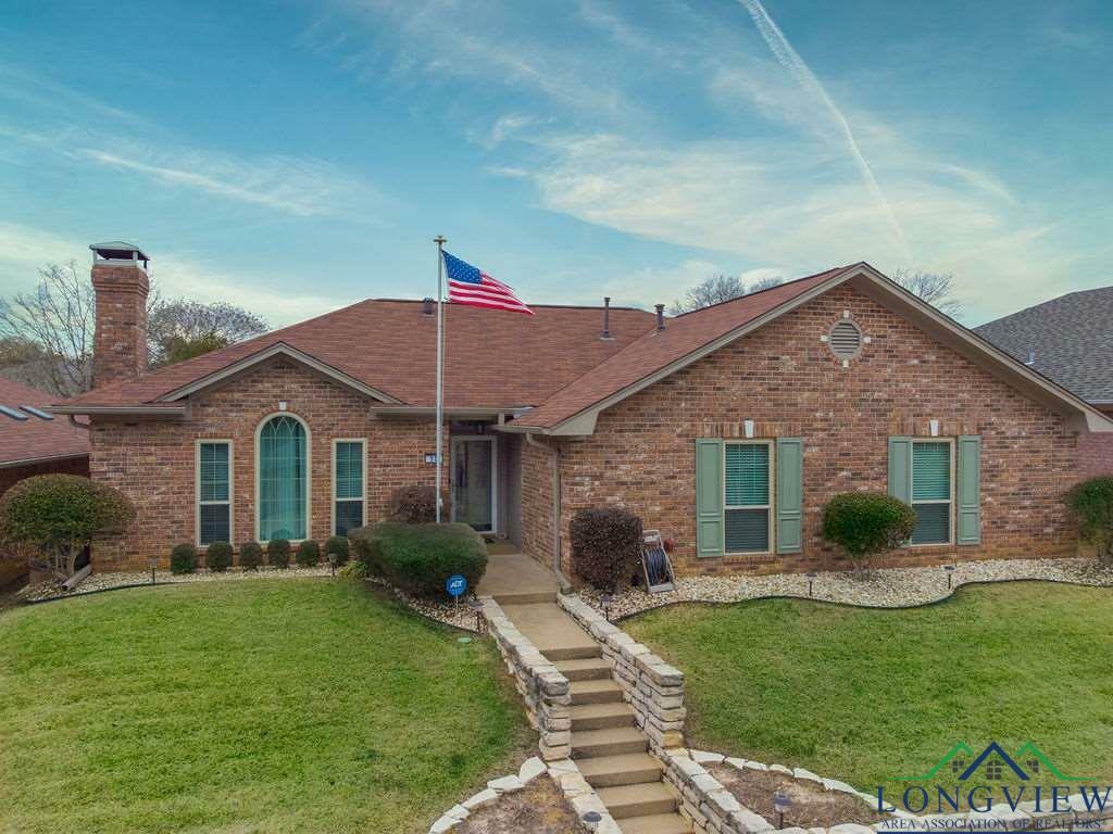 Property Photo:  50 Pebble Creek  TX 75605 