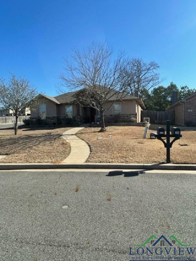 Property Photo:  208 Myra Lynn  TX 75605 