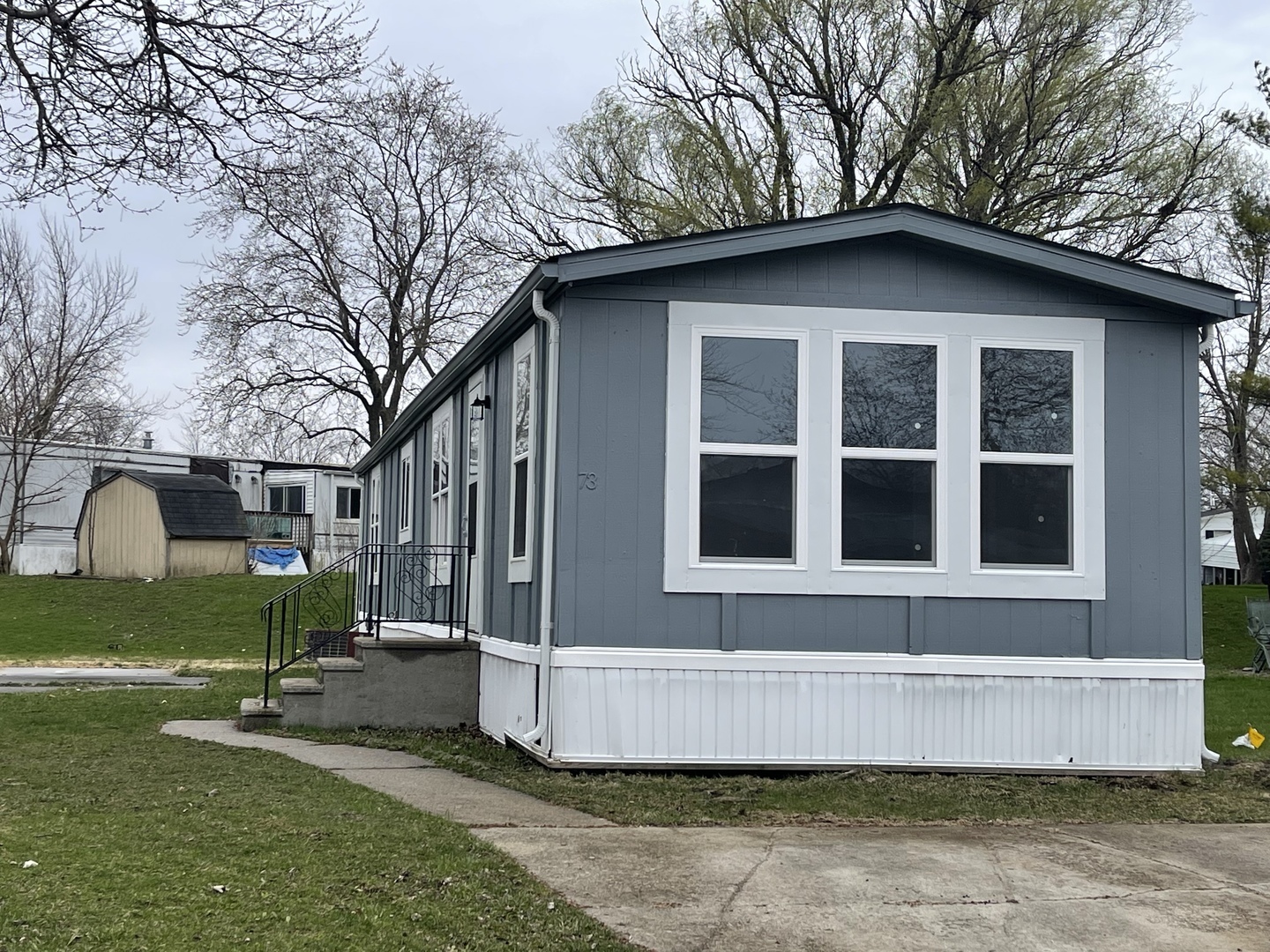 Property Photo: 73 Candlegate Circle IL 60443