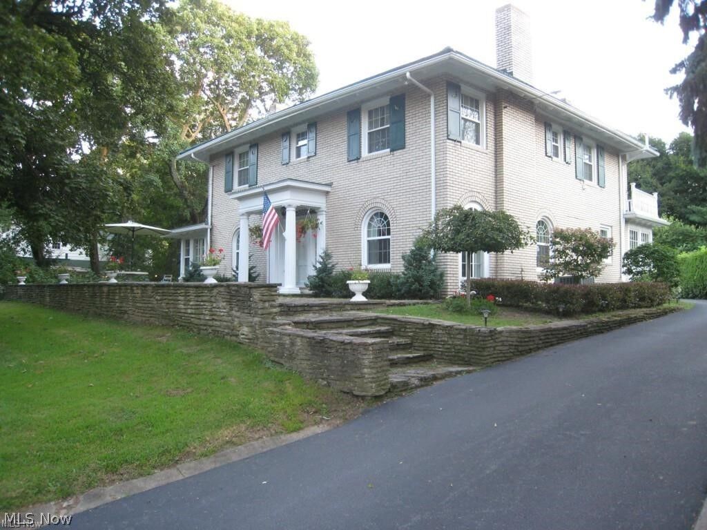 Property Photo: 2 Elysian Way OH 43920